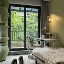 60㎡“老破小”學(xué)區(qū)房逆襲，挑戰(zhàn)二孩三房去客廳化親子空間