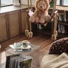 木色打底 跳色碰撞，包豪斯復(fù)古風(fēng)美到鄰居來抄作業(yè)