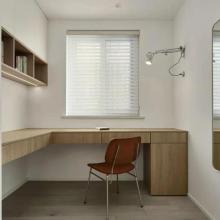 她買(mǎi)下87㎡老房，將餐廳改造成書(shū)房，合理使用每一寸空間，佩服！