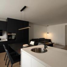 120㎡老房改造，變身炫酷黑色調(diào)，精致優(yōu)雅又不過(guò)時(shí)，太佩服了