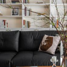 106m2現(xiàn)代輕法式三居，既要視覺的寬敞，又要充足的收納，還要住得舒適有品質(zhì)！