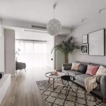 70平的簡約風小戶型，把兩房變一房，多出個衣帽間