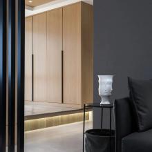 126㎡現(xiàn)代簡約，低調(diào)的灰色布置出溫馨自然的舒適感