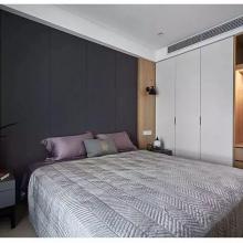 84平的小戶型二居室，客廳里有個長飄窗，輕松擴容