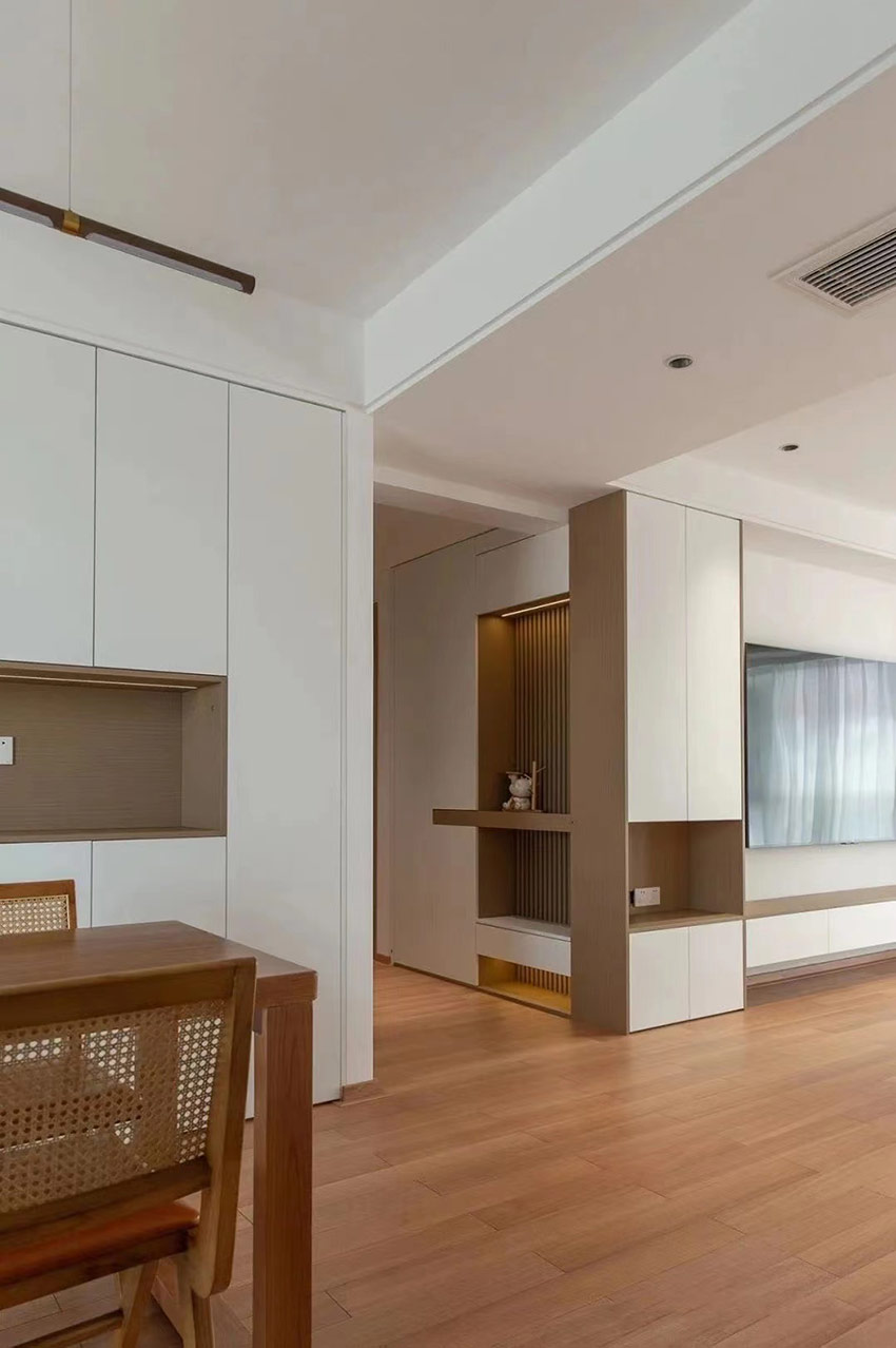 140㎡簡(jiǎn)約原木：簡(jiǎn)約色系 超強(qiáng)收納，規(guī)劃功能性空間！