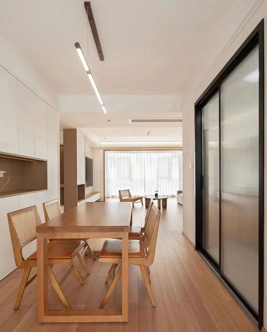 140㎡簡(jiǎn)約原木：簡(jiǎn)約色系 超強(qiáng)收納，規(guī)劃功能性空間！